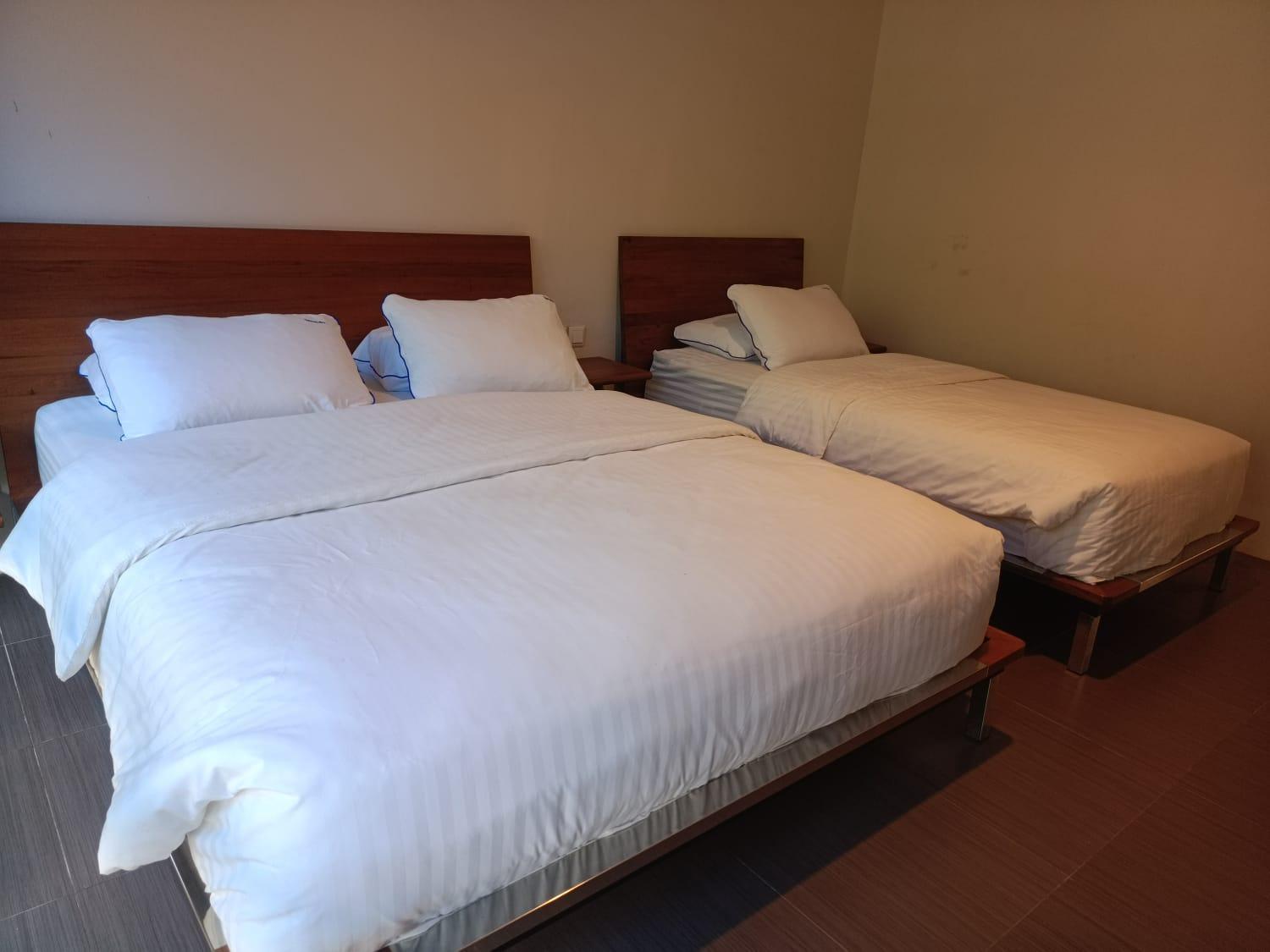 Hotel Habitat Hills à Cisarua Extérieur photo